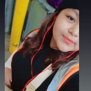 Meet your Posher, Nadia